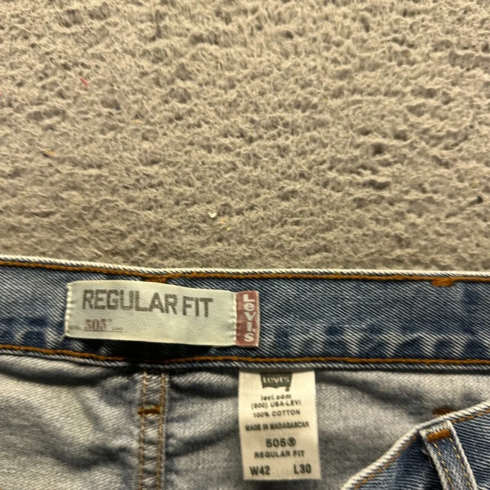 Vintage Levi's 505 Jeans Mens 42x30 Blue Cotton Denim Straight Travel Workwear